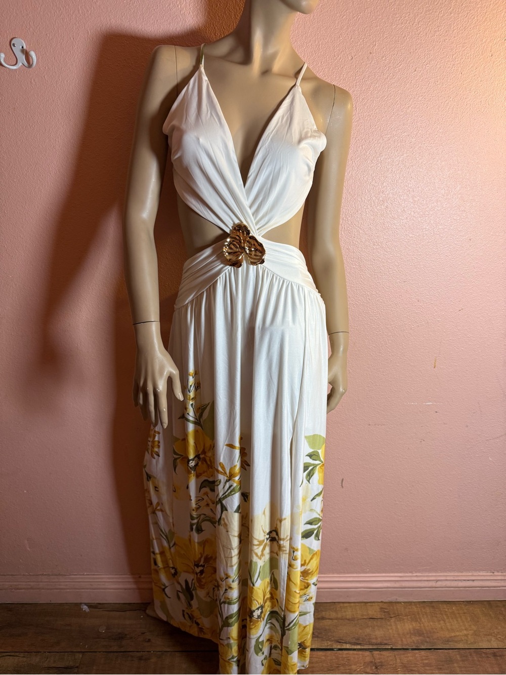 Windsor White Yellow Floral Cutout Open Back Maxi Dress Size M